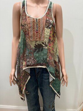 Gorgeous Sundance Catalog tank top Size M